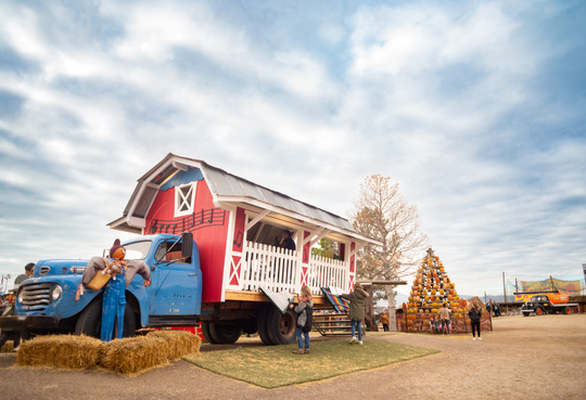 Truck_Musical Instruments_RJ.jpg
